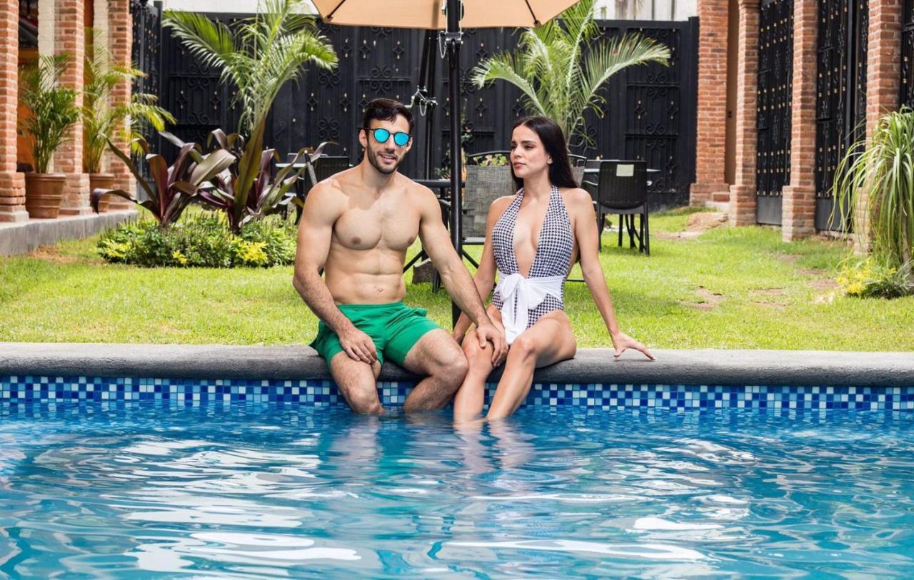 Hotel Boutique Sol Y Luna Spa Ajijic Ngoại thất bức ảnh