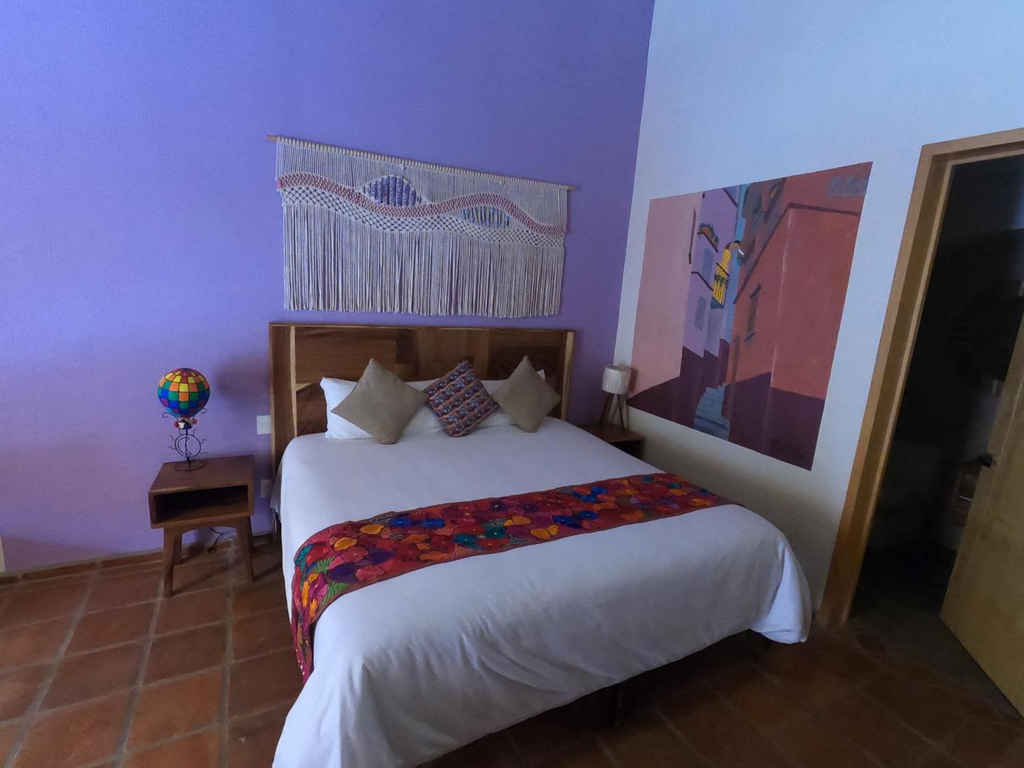 Hotel Boutique Sol Y Luna Spa Ajijic Ngoại thất bức ảnh