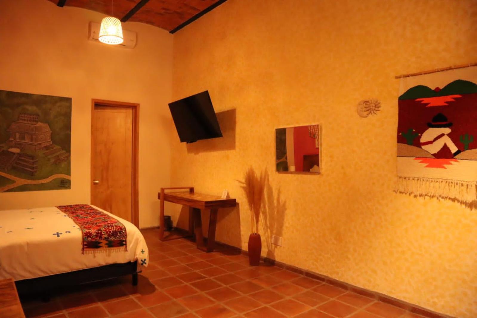 Hotel Boutique Sol Y Luna Spa Ajijic Ngoại thất bức ảnh